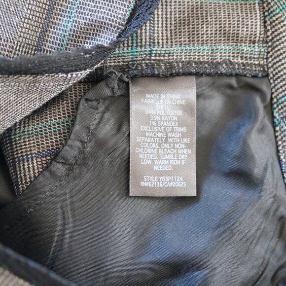 Guess Jeans Dark Gray & Black Stretch Bermuda Shorts - Picture 6 of 6